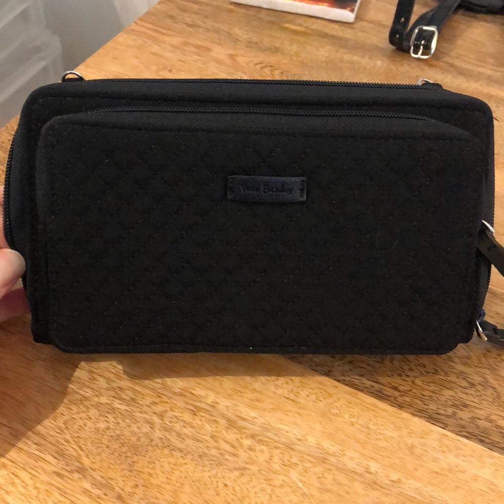 Vera Bradley Smartphone Wristlet NWOT